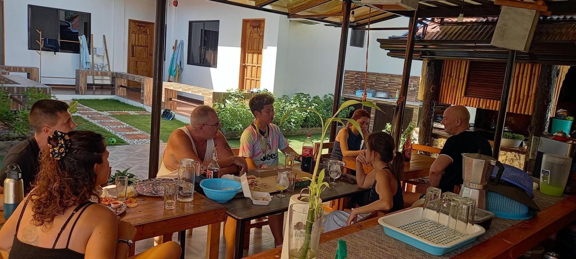 Casa Mia Inn Dauis Eksteriør bilde